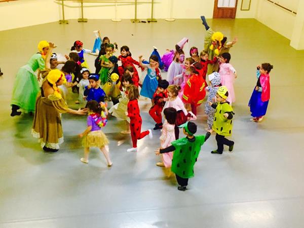 CARNESTOLTES | Blog - Escola de dansa Ramon Solé - Escola de dansa a Gracia, Barcelona